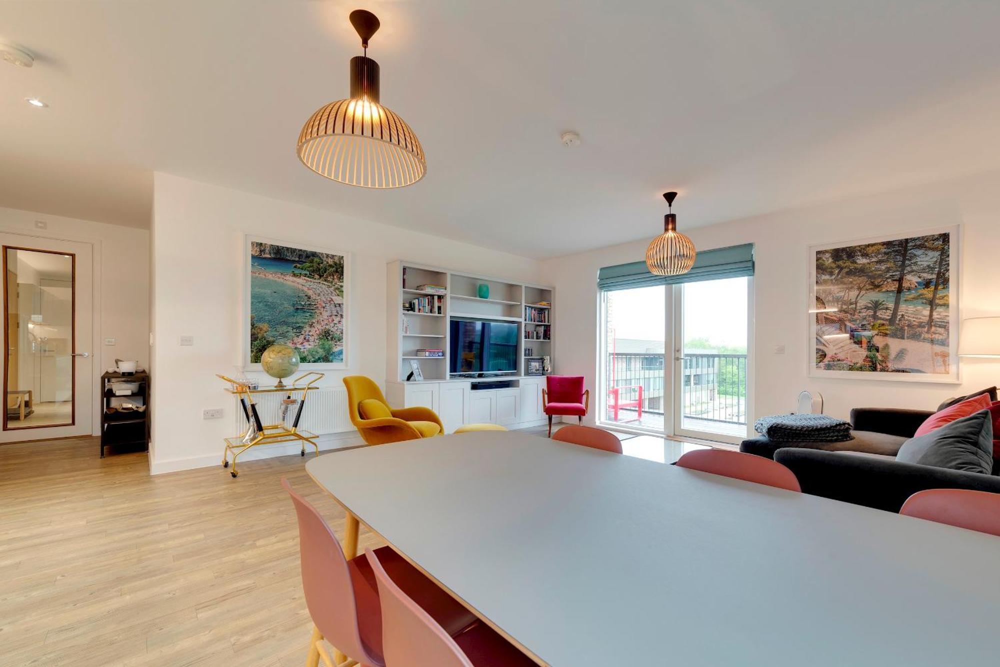 Pass The Keys Stunning And Spacious Modern Flat - Own Car Park CBG Екстериор снимка