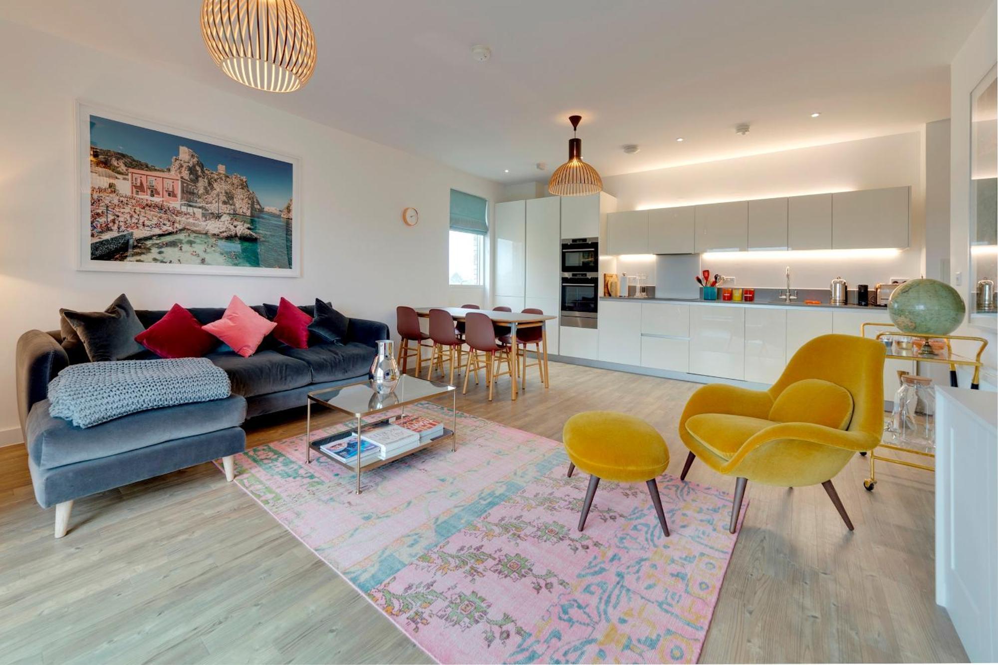 Pass The Keys Stunning And Spacious Modern Flat - Own Car Park CBG Екстериор снимка